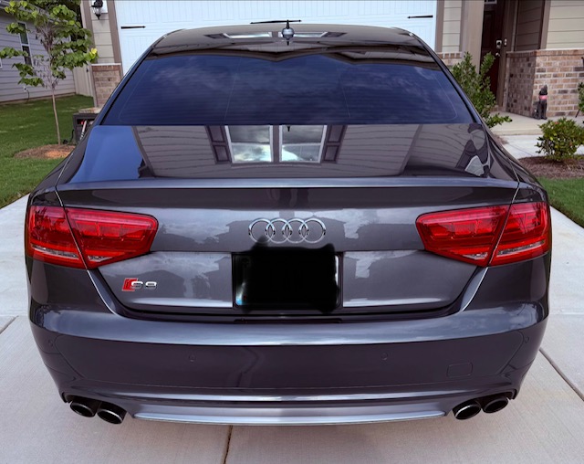 2014 AUDI S8 LUXURY